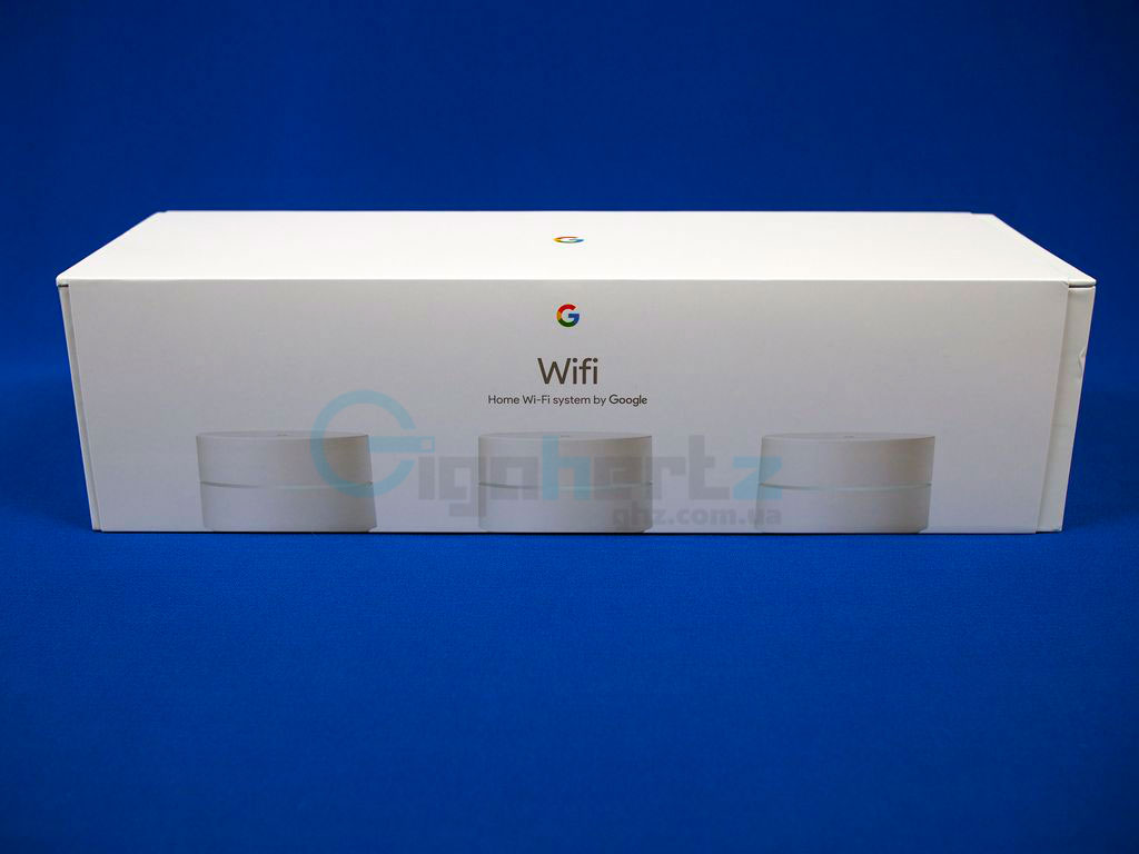 Google Wifi в упаковке, вид спереди